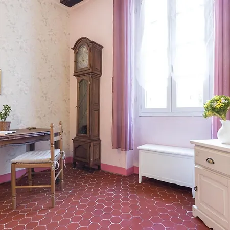 My Casa - Poissonnerie Апартаменты *